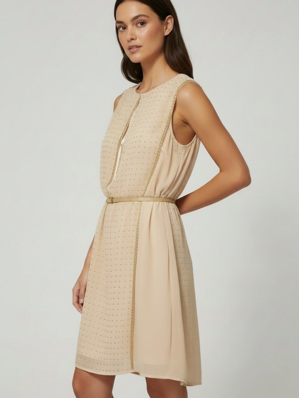 Bebe Sleeveless Cream Dress with Gold Chain Detailing Gold Gemstones Size Small